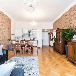 apartament-w-centrum-krakowa-33-332.krakowhotelspoland.com/