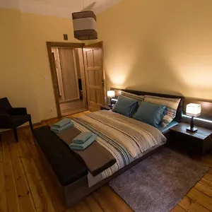 apartamenty-centrum.szklarskaporebahotels.net/